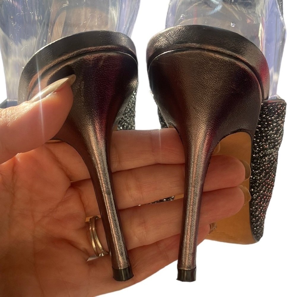 Stuart Weitzman silver slip on heels, starz, RARE style, size 6 whimsical - Picture 6 of 12